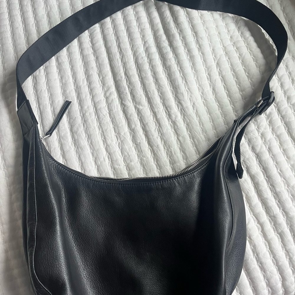 BAGGU Black Leather Bag with Checkered Lining